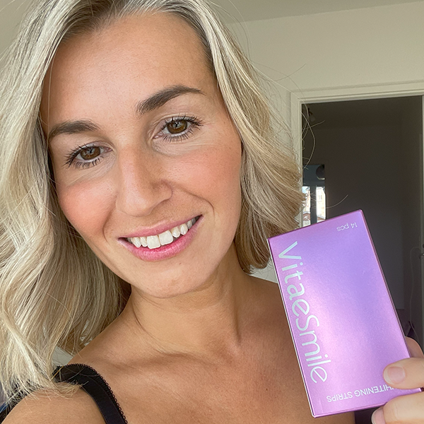 Student Life, Coffee, And Yellow Teeth – How I Got My Smile Back